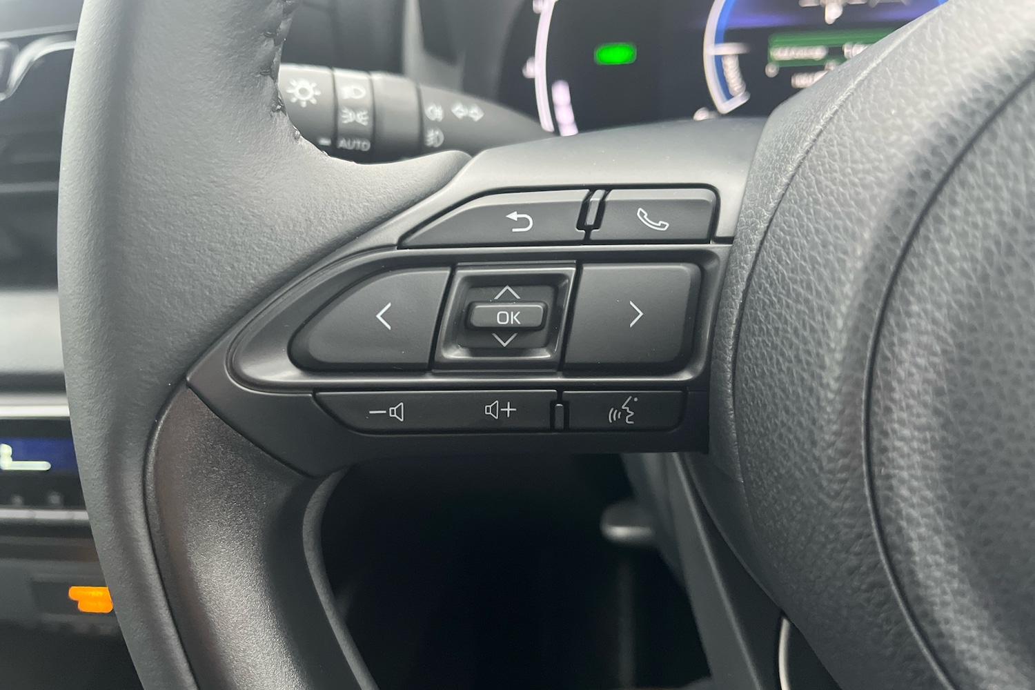 Used Mazda Mazda2 HYBRID 2025 for sale - 76678708: Photo 18