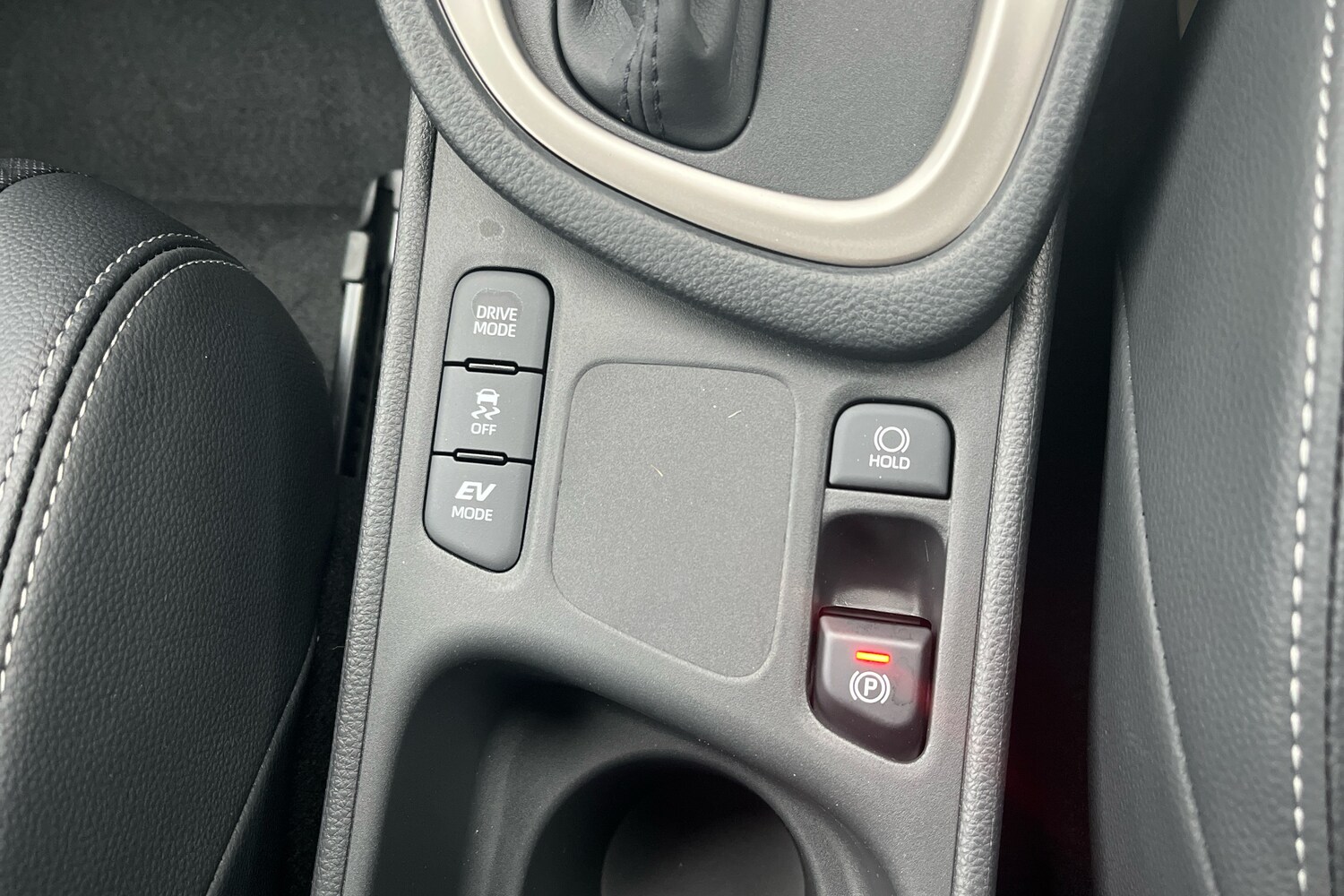 Used Mazda Mazda2 HYBRID 2025 for sale - 76678708: Photo 24