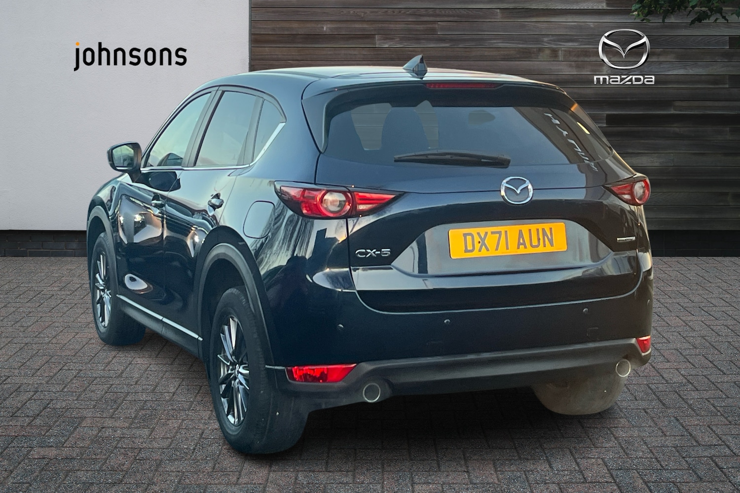 Used Mazda CX-5 2021 for sale - 77240350: Photo 2