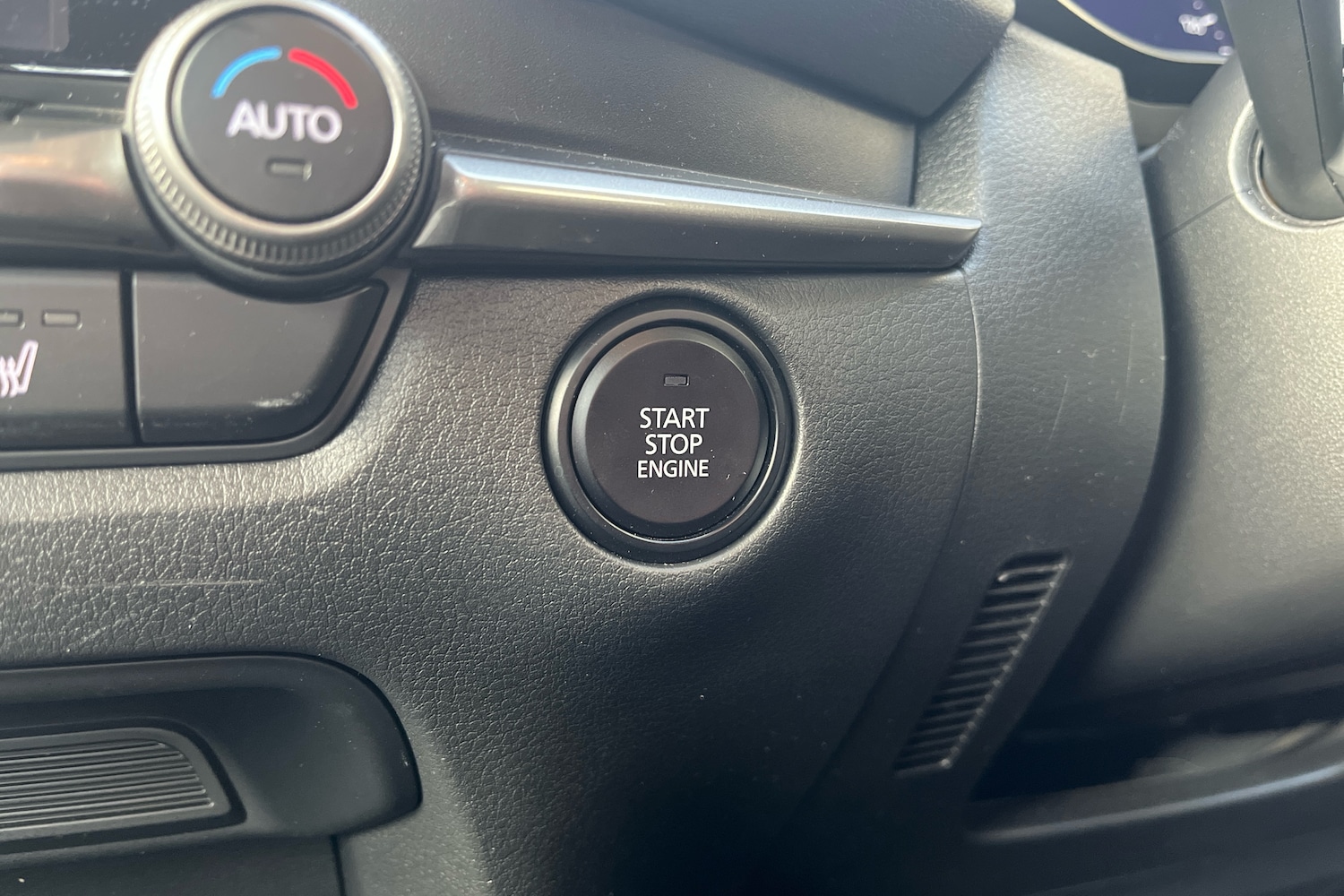 Used Mazda CX-30 2022 for sale - 76674023: Photo 23