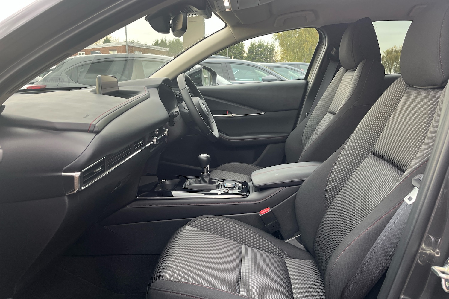 Used Mazda CX-30 2025 for sale - 76680534: Photo 6