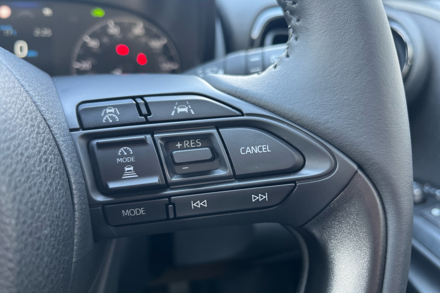 Used Mazda Mazda2 HYBRID 2025 for sale - 77482336: Photo 19