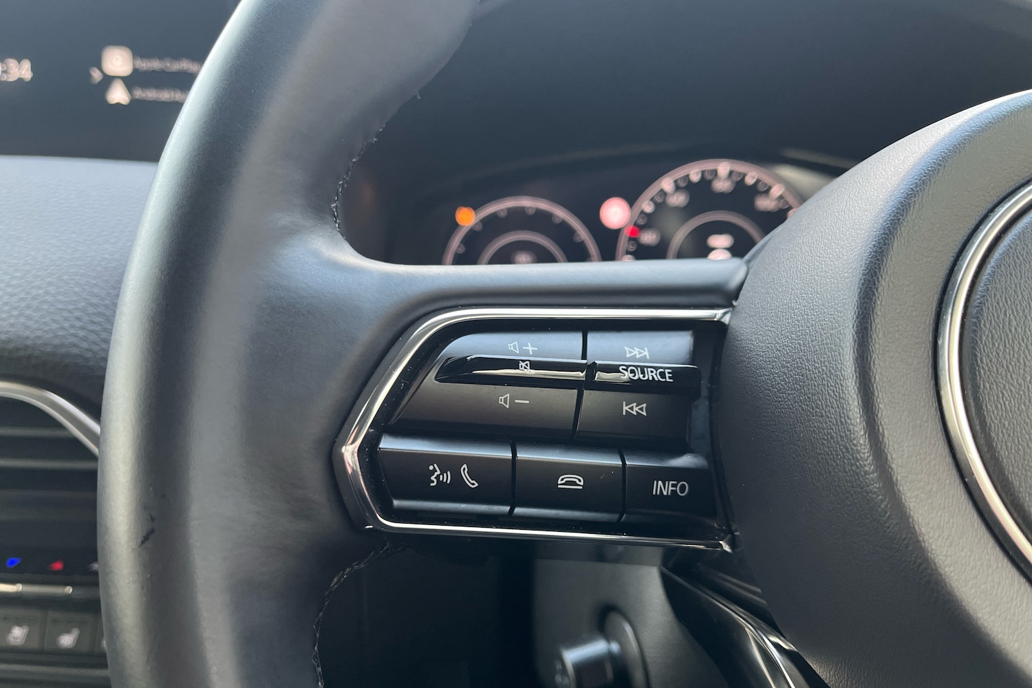 Used Mazda CX-60 2024 for sale - 77307264: Photo 17