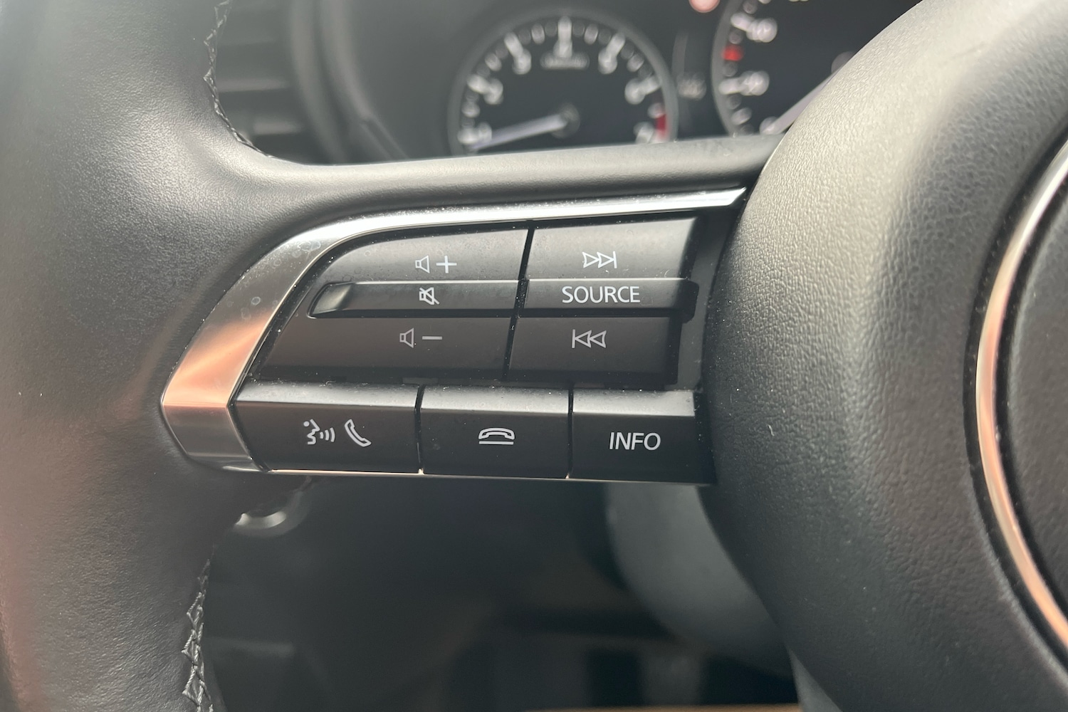 Used Mazda CX-30 2024 for sale - 76678865: Photo 16