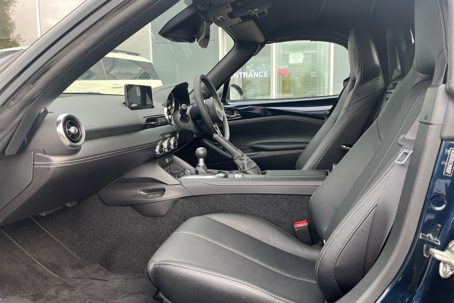 Used Mazda MX-5 2025 for sale - 76678563: Photo 6