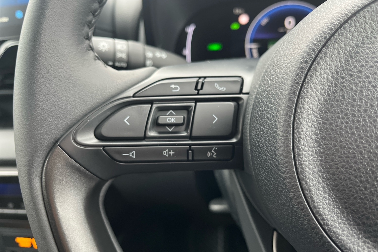 Used Mazda Mazda2 HYBRID 2025 for sale - 76678715: Photo 18