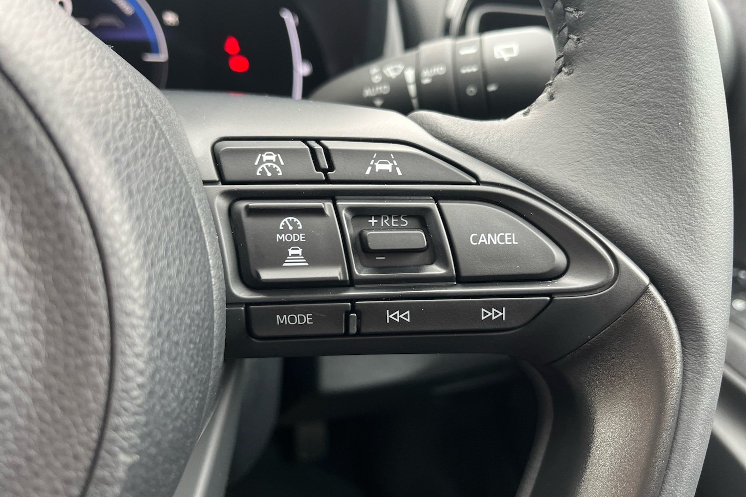 Used Mazda Mazda2 HYBRID 2025 for sale - 76678715: Photo 19