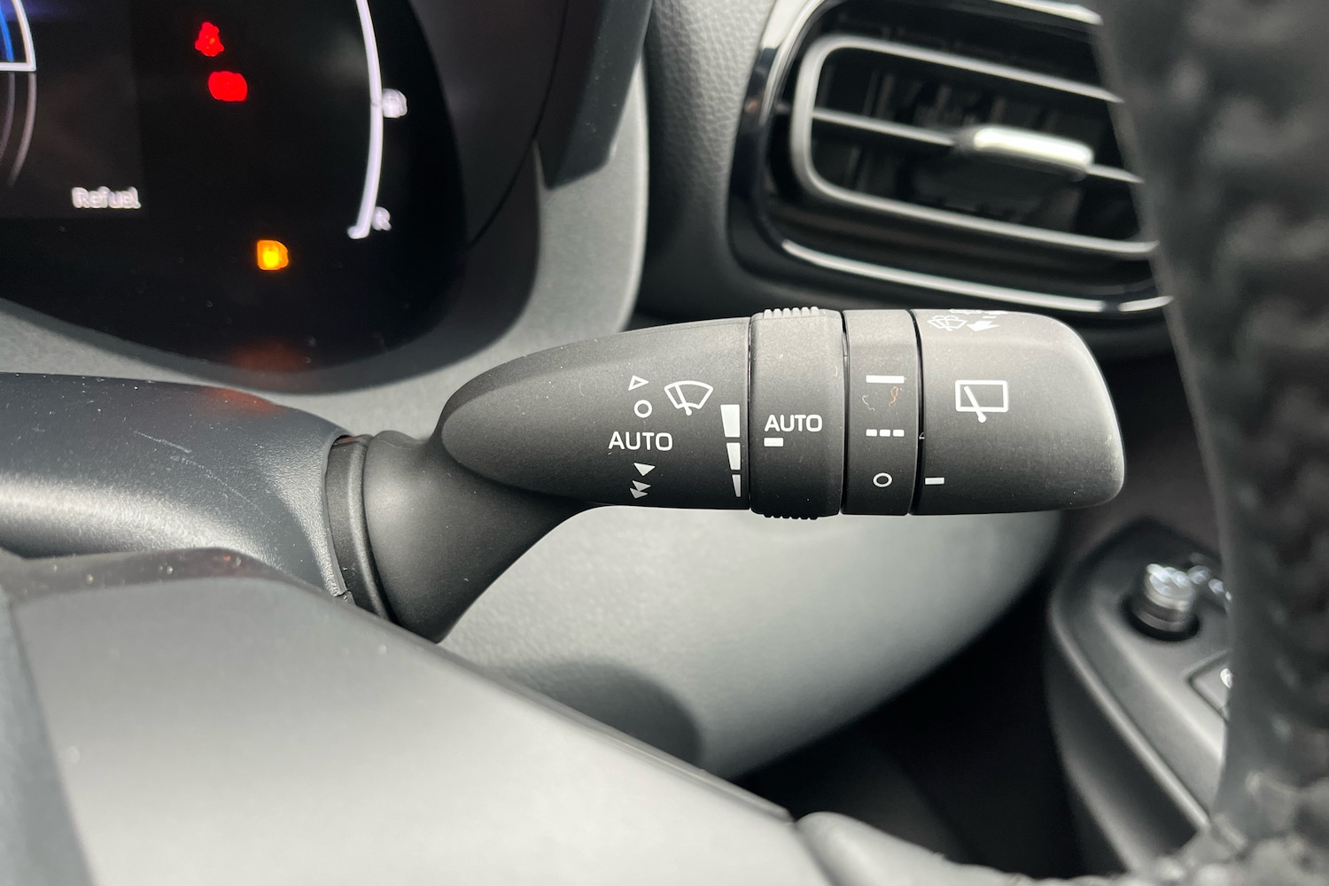 Used Mazda Mazda2 HYBRID 2025 for sale - 76678715: Photo 20