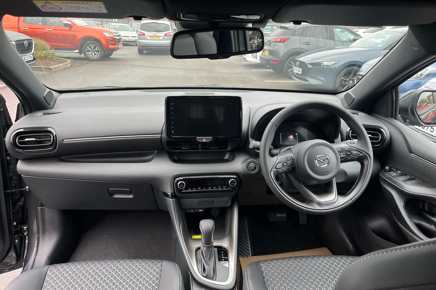 Used Mazda Mazda2 HYBRID 2025 for sale - 76678715: Photo 3