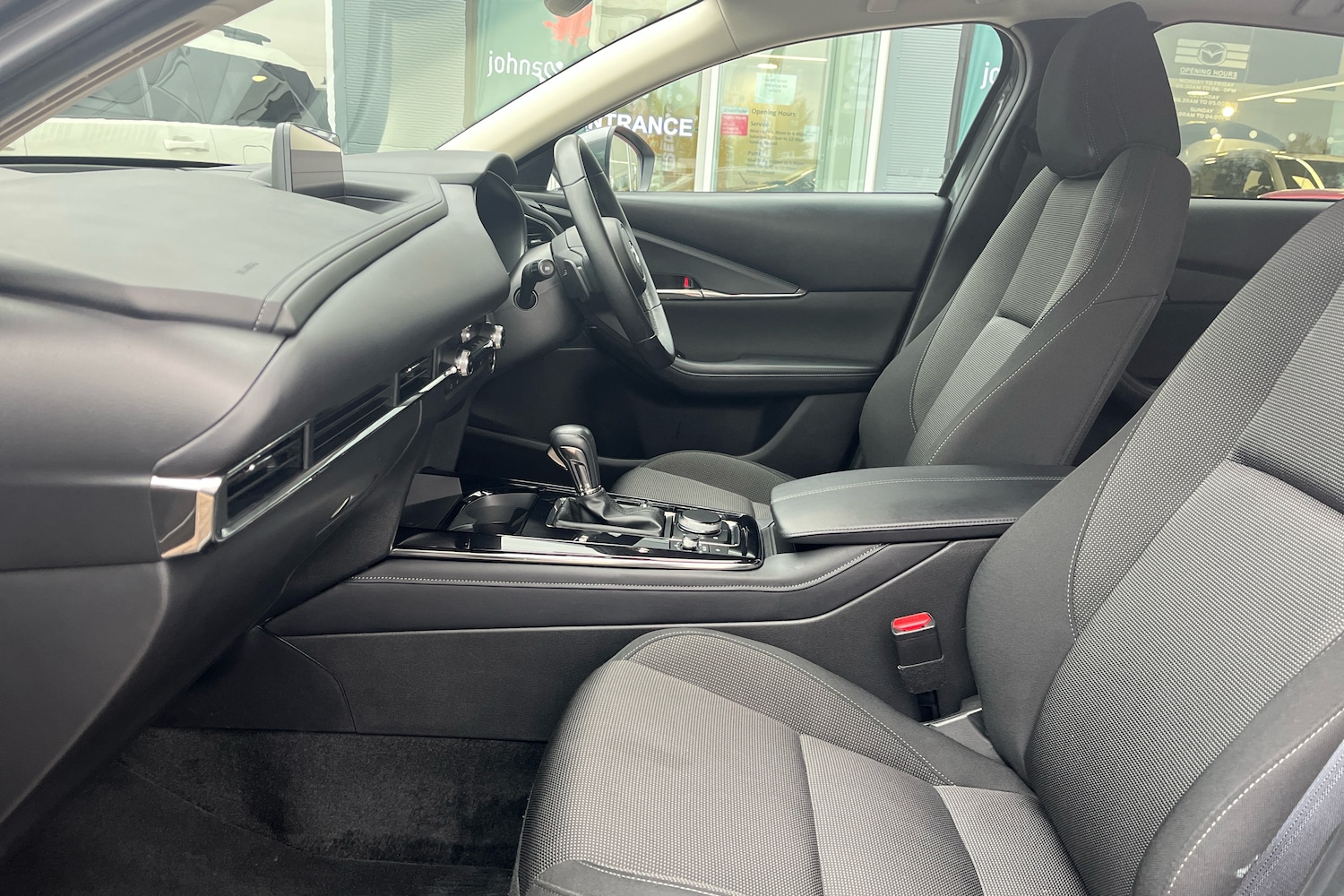 Used Mazda CX-30 2024 for sale - 76678682: Photo 6