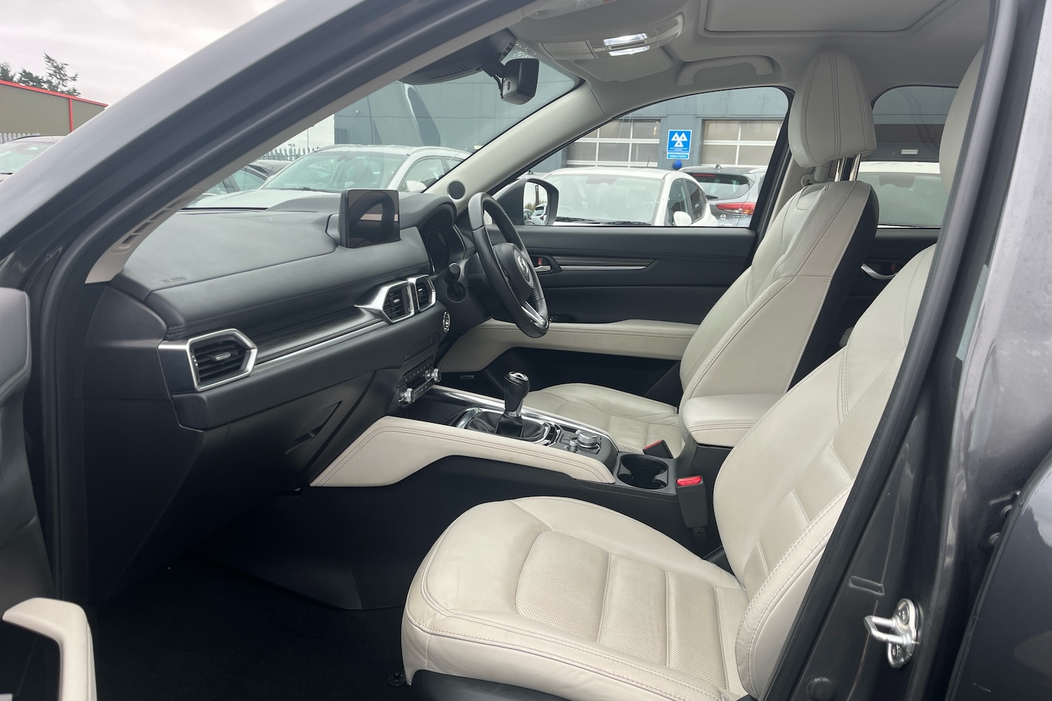 Used Mazda CX-5 2023 for sale - 76676931: Photo 6