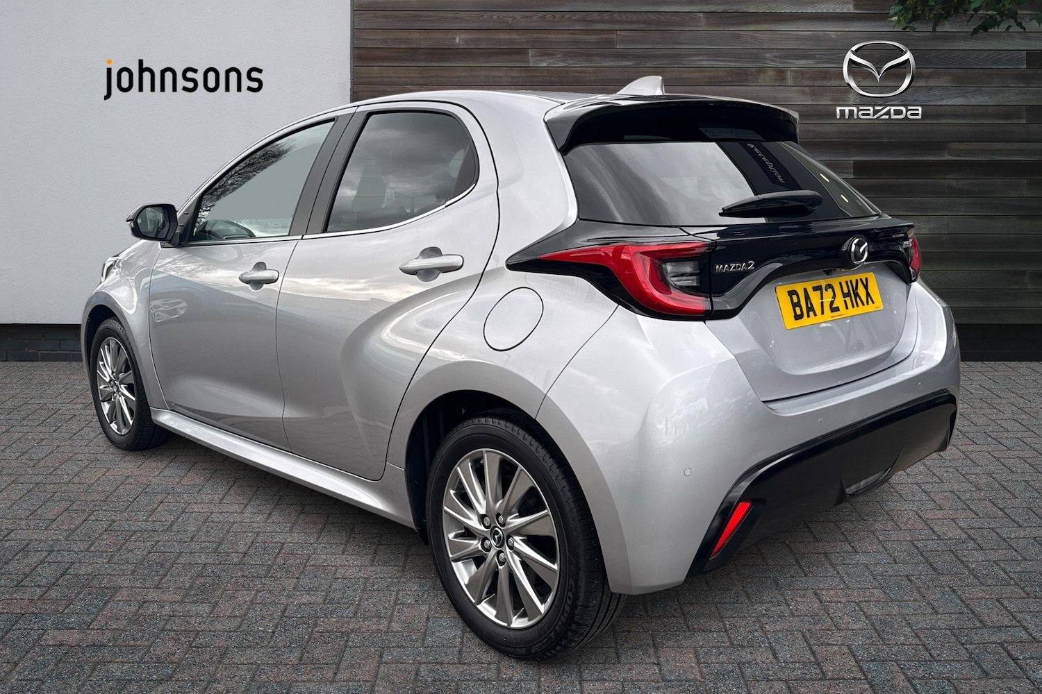 Used Mazda Mazda2 HYBRID 2022 for sale - 78004920: Photo 2