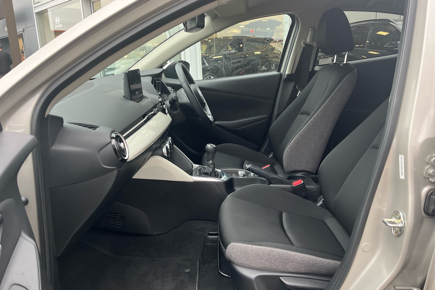 Used Mazda Mazda2 2023 for sale - 77770886: Photo 6