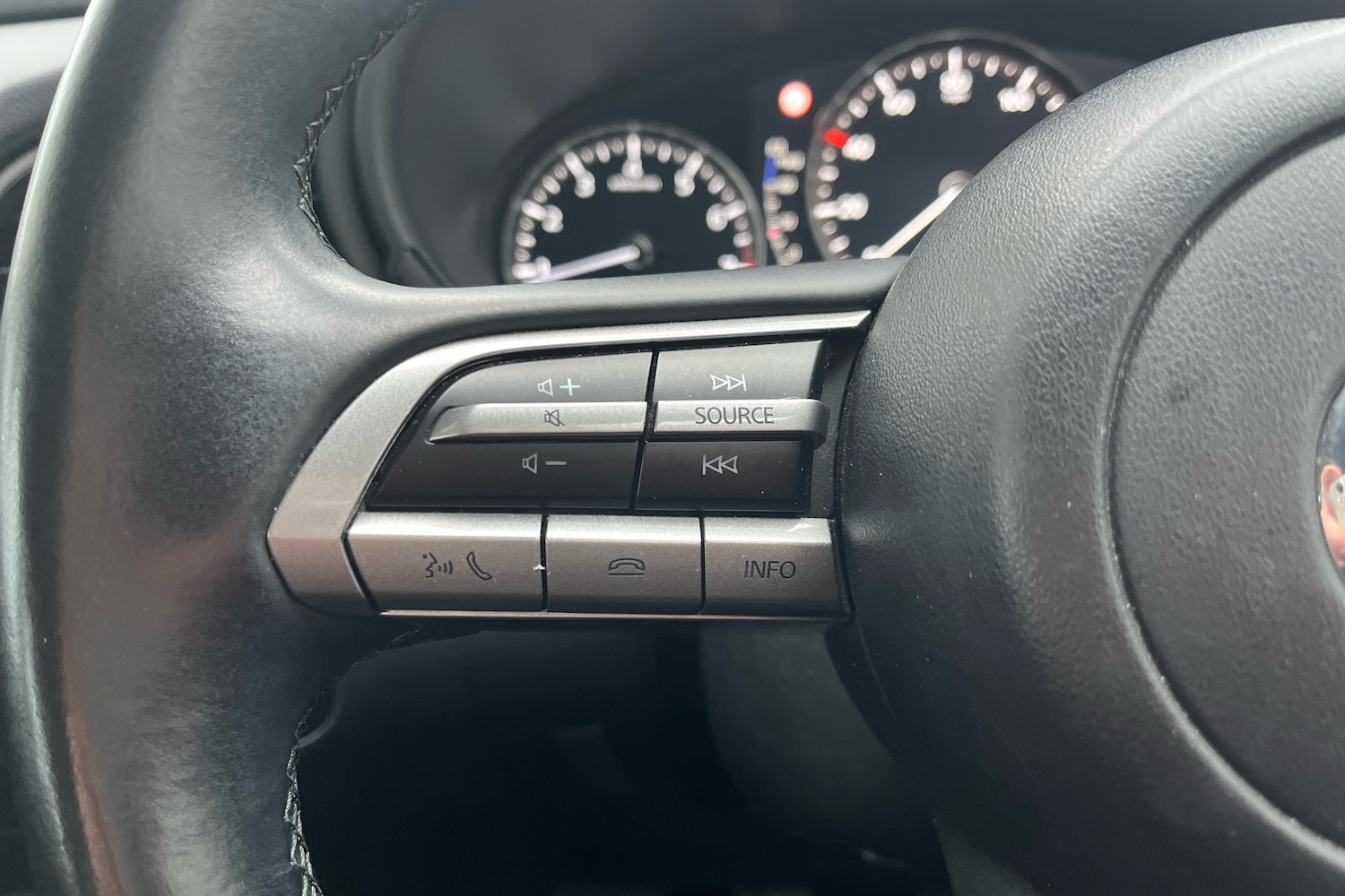 Used Mazda CX-30 2022 for sale - 76674269: Photo 18