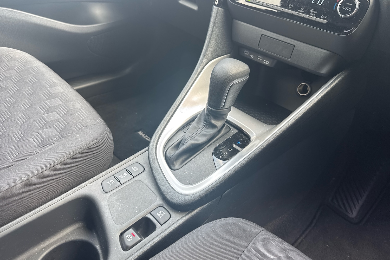 Used Mazda Mazda2 HYBRID 2025 for sale - 76679366: Photo 14