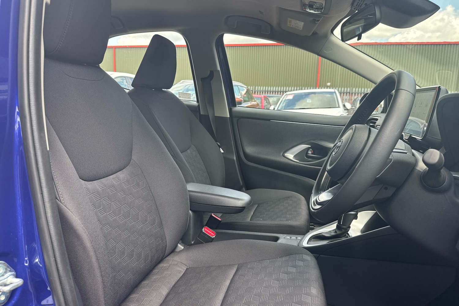 Used Mazda Mazda2 HYBRID 2025 for sale - 76679366: Photo 25