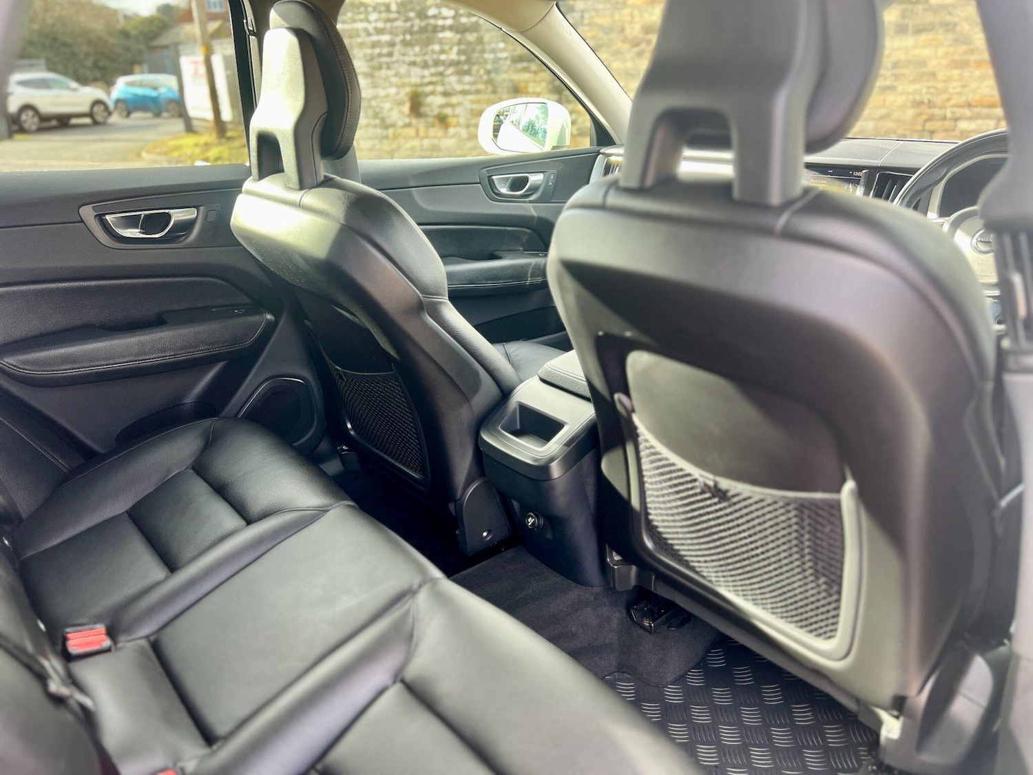 Used Volvo XC60 2017 for sale - 77549857: Photo 21