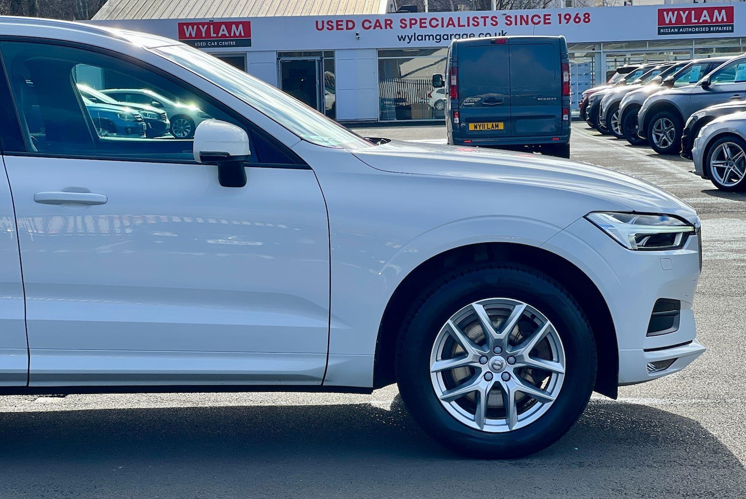 Used Volvo XC60 2017 for sale - 77549857: Photo 9