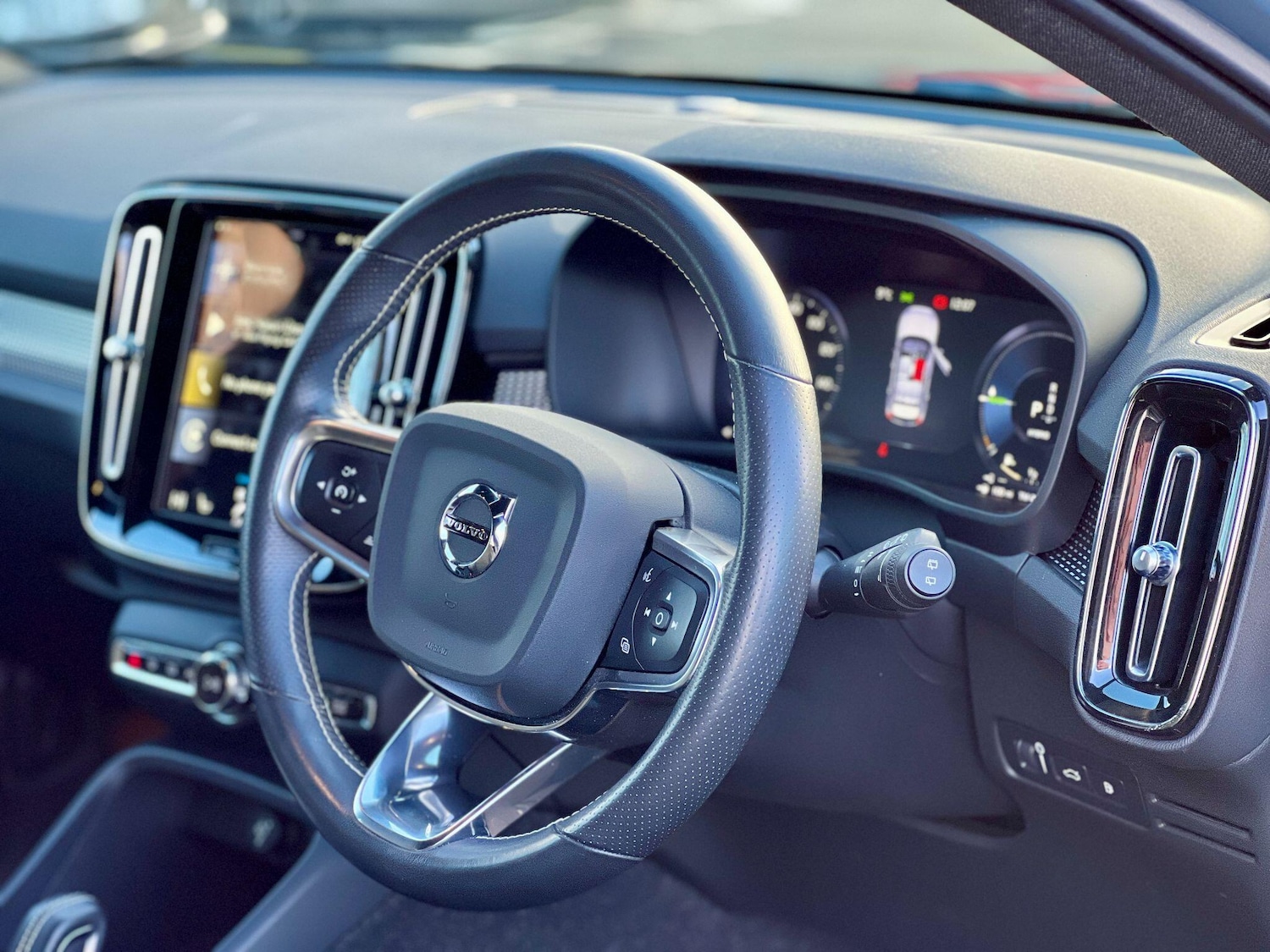 Used Volvo XC40 2021 for sale - 77292072: Photo 33