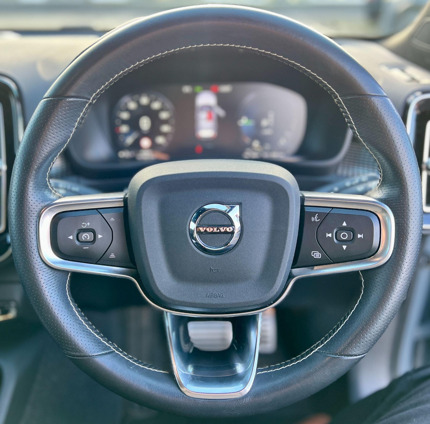 Used Volvo XC40 2021 for sale - 77292072: Photo 34