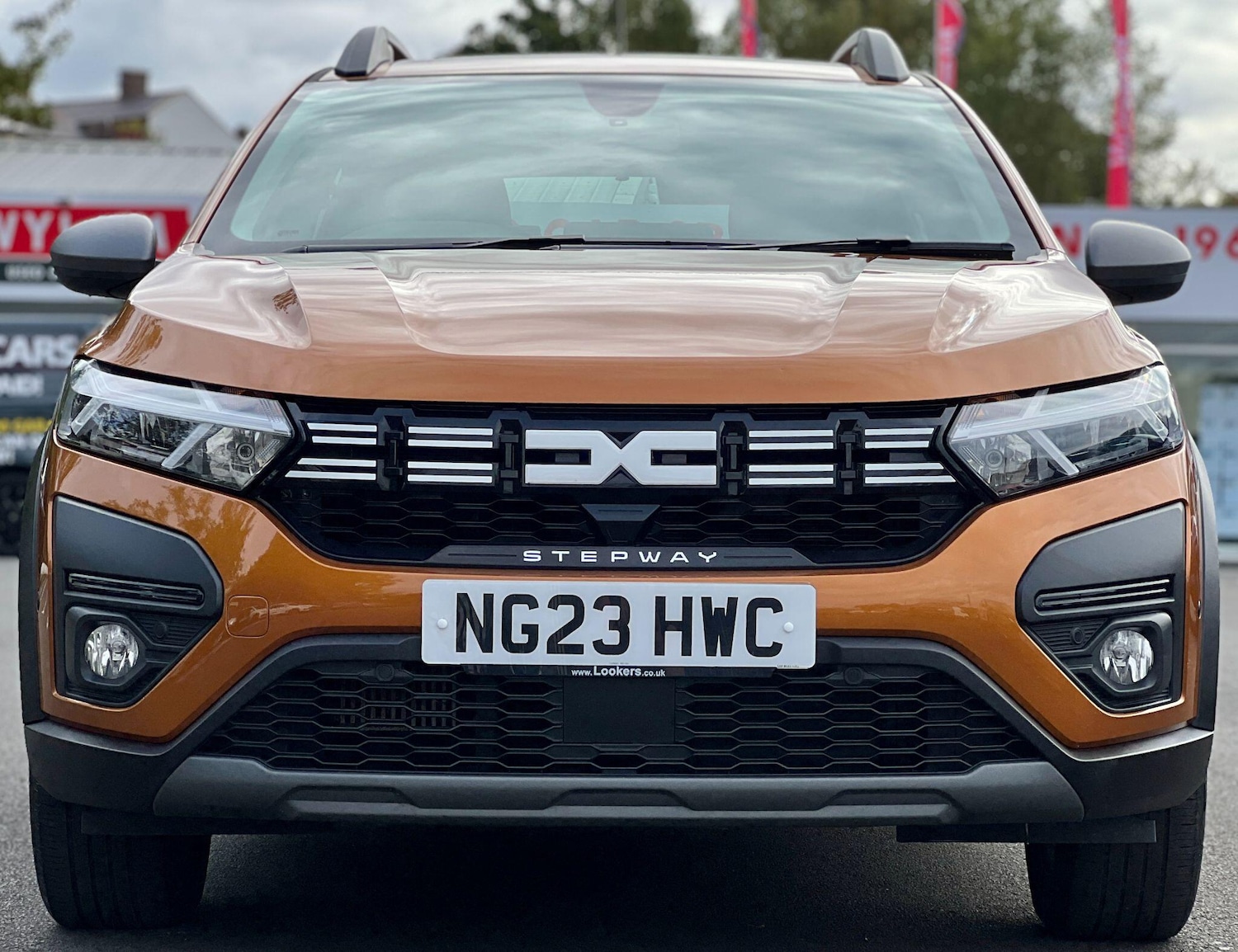 Used Dacia Sandero Stepway 2023 for sale - 77892534: Photo 2