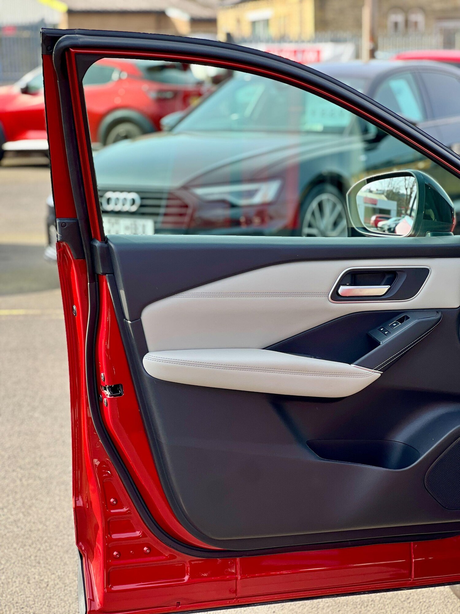 Used Nissan Qashqai for sale - 77969619: Photo 23