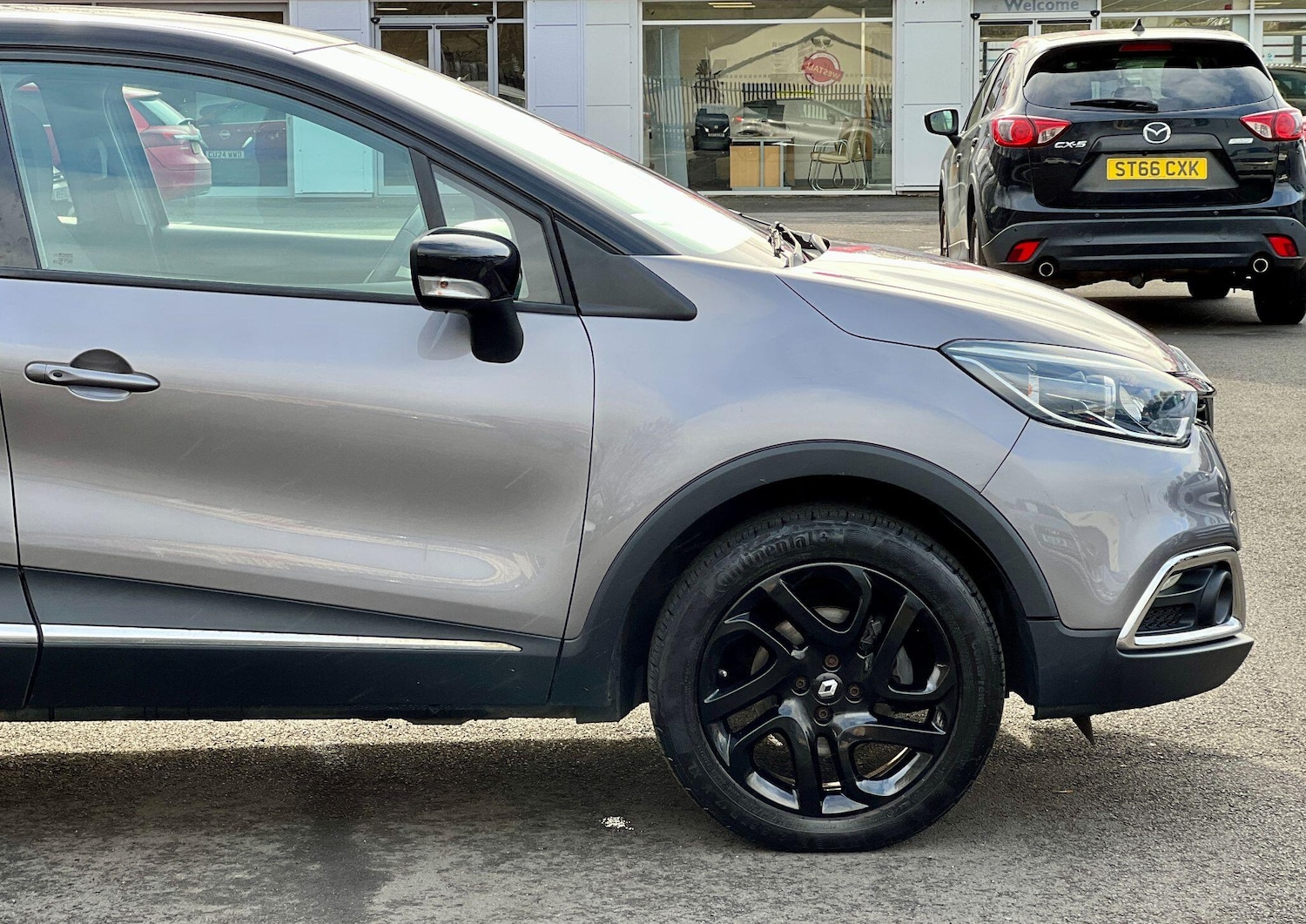 Used Renault Captur for sale - 77625785: Photo 12