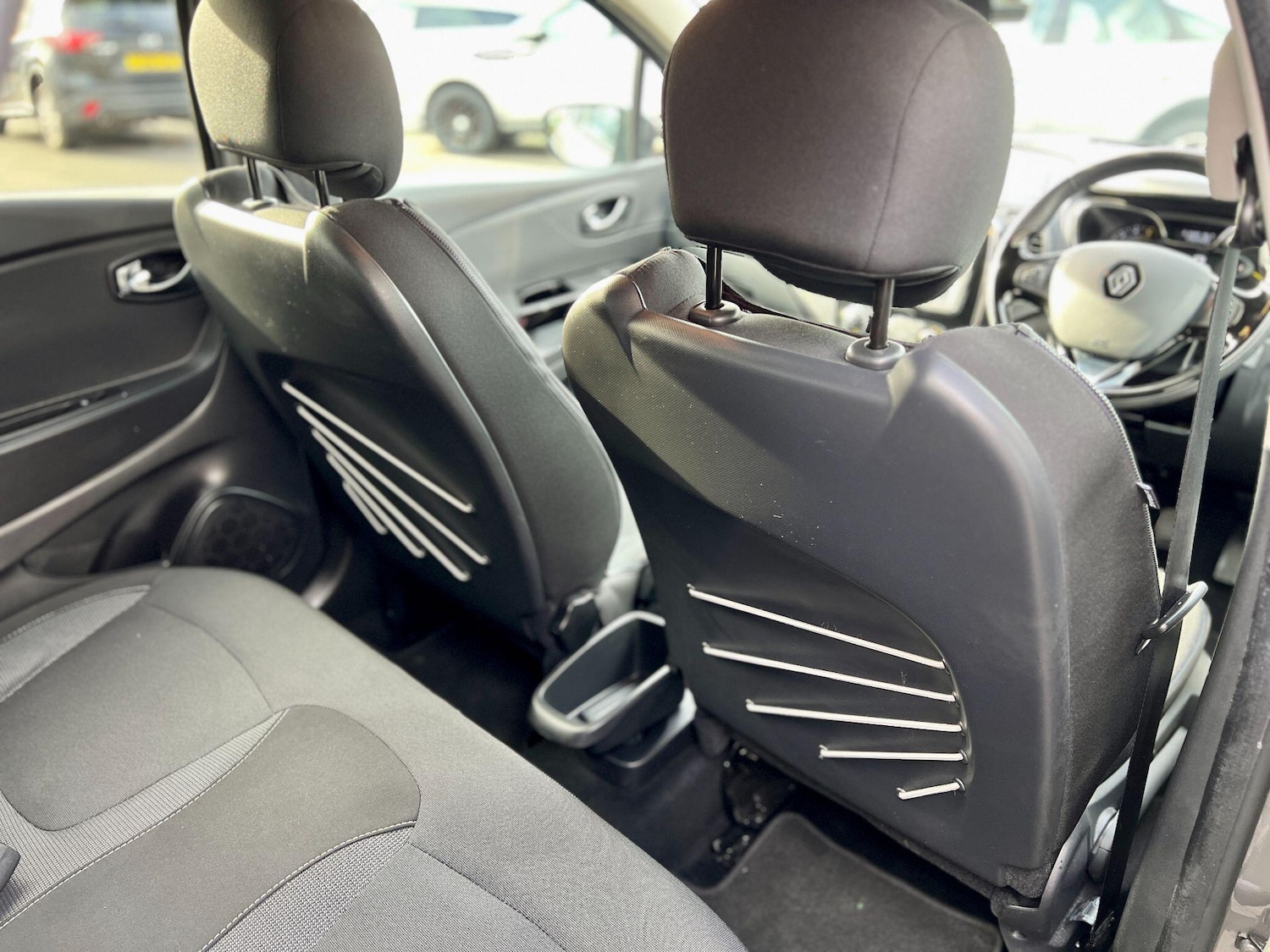 Used Renault Captur for sale - 77625785: Photo 18