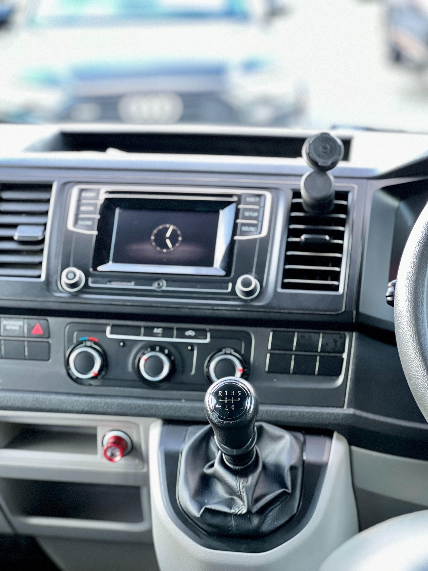 Used Volkswagen Transporter 2018 for sale - 77722909: Photo 11