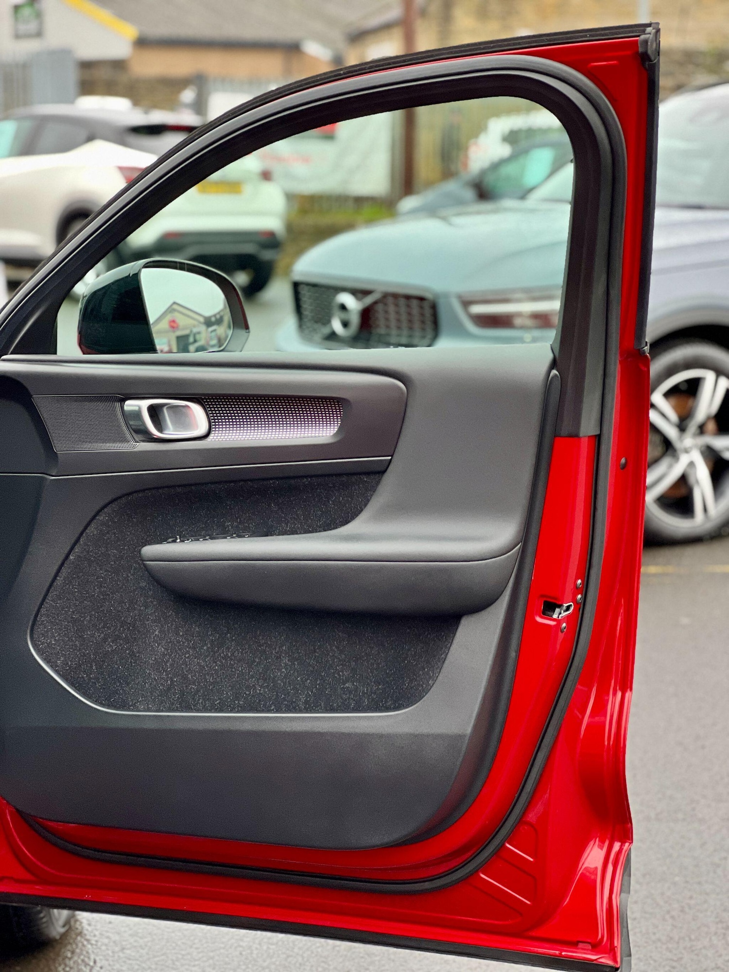 Used Volvo XC40 2019 for sale - 77254757: Photo 24