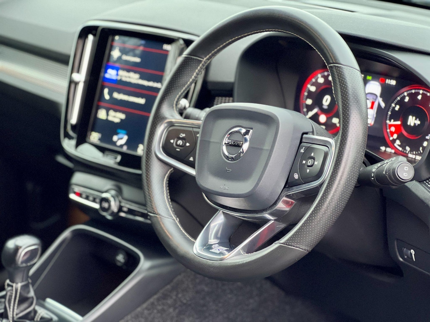 Used Volvo XC40 2019 for sale - 77254757: Photo 38