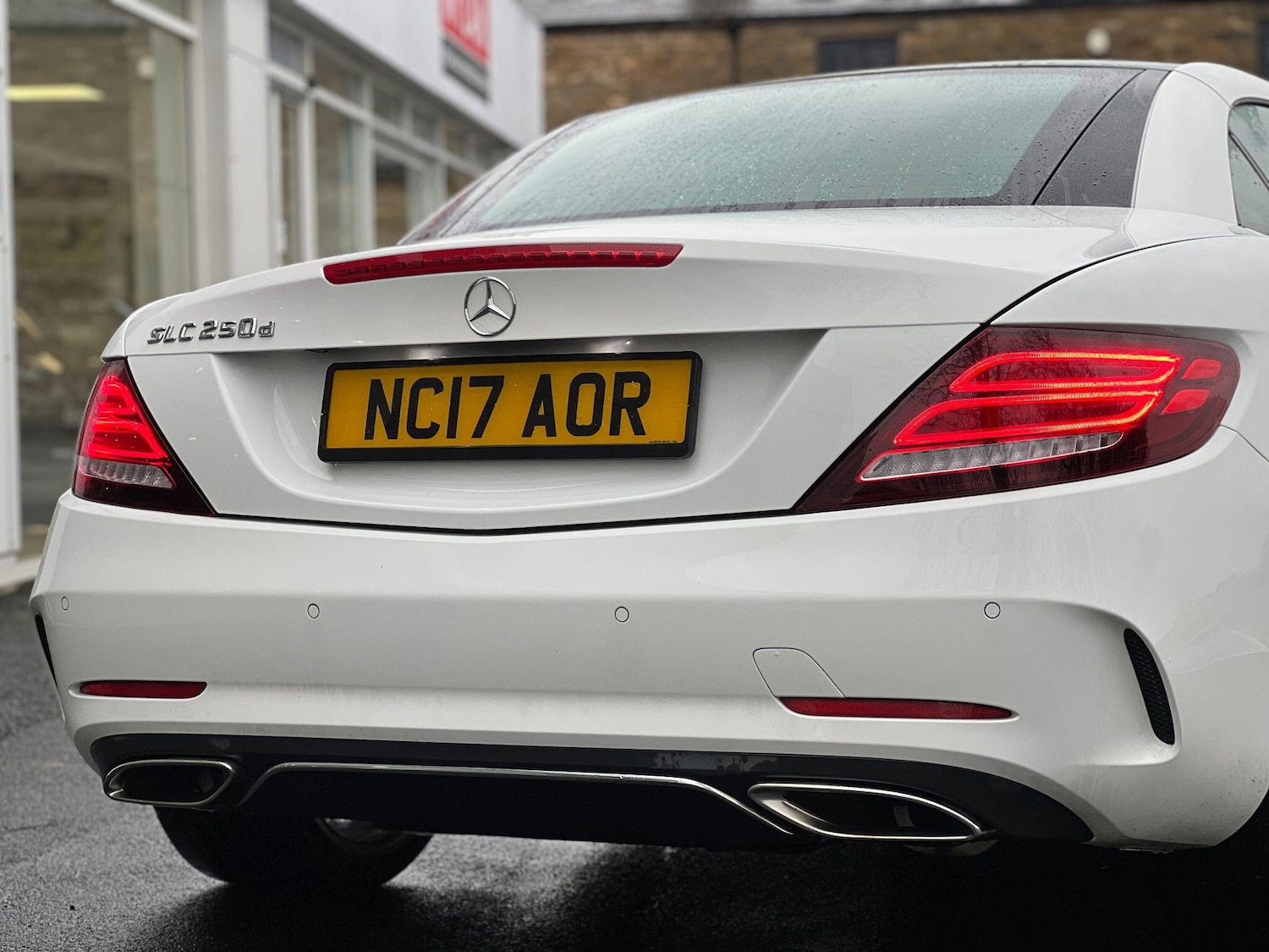 Used Mercedes-Benz SLC 2017 for sale - 77586093: Photo 3