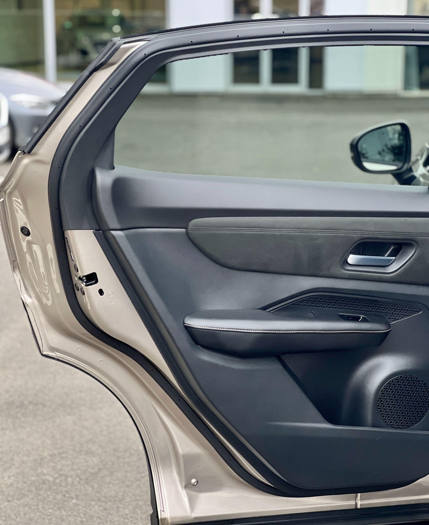 Used Nissan ARIYA 2023 for sale - 77290857: Photo 23