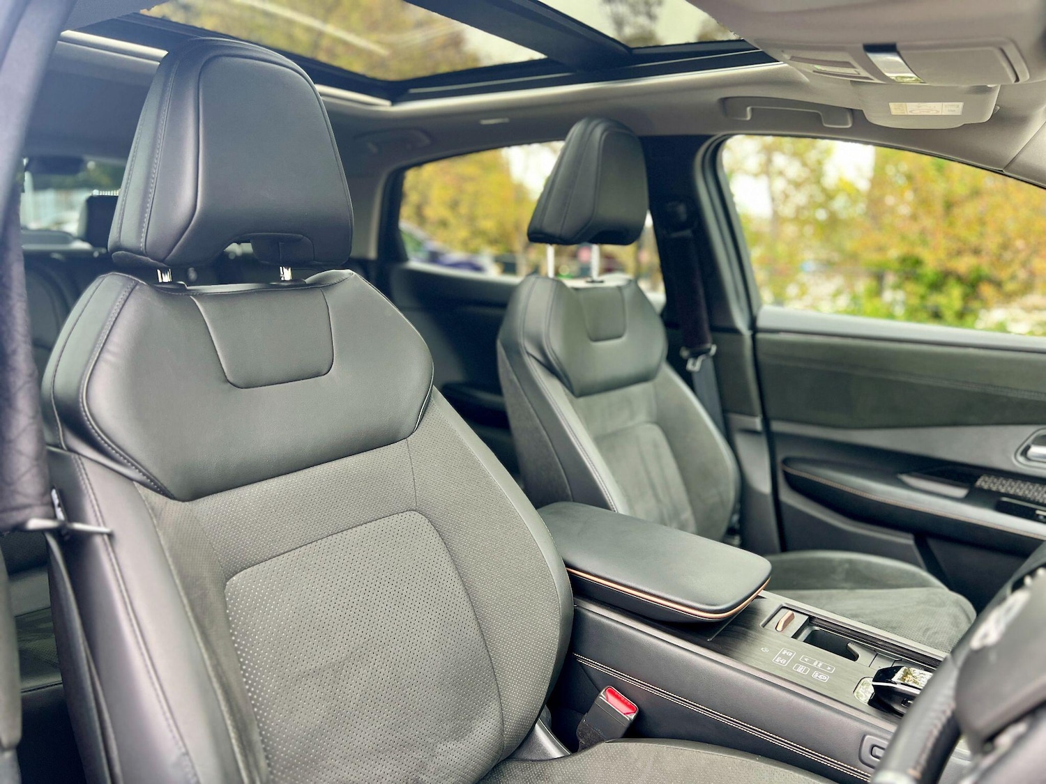 Used Nissan ARIYA 2023 for sale - 77290857: Photo 30