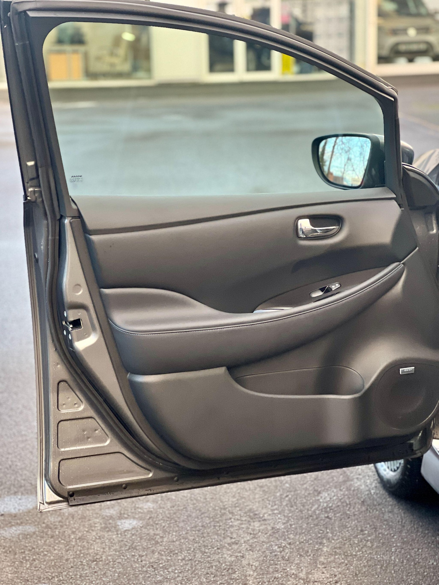 Used Nissan Leaf 2024 for sale - 77145399: Photo 24