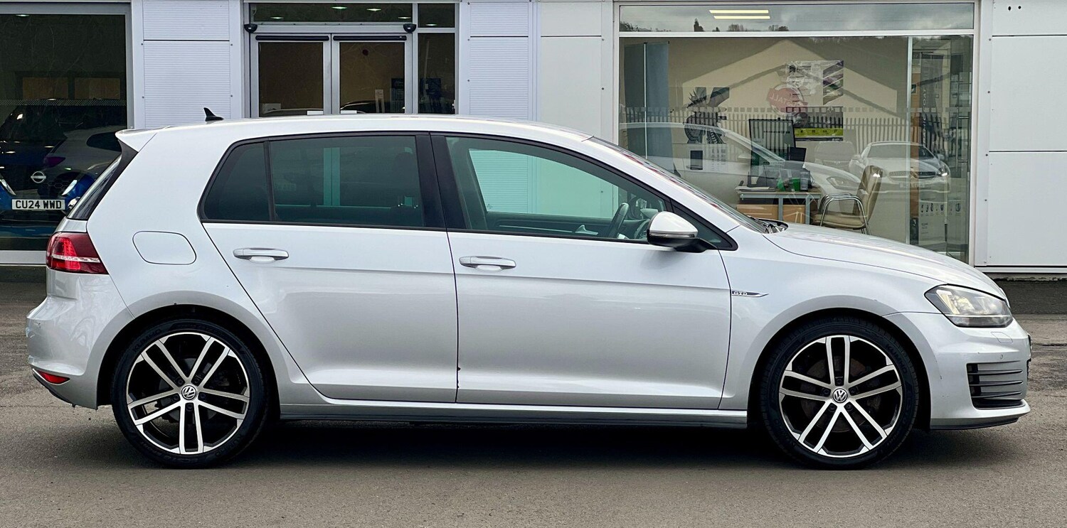 Used Volkswagen Golf 2015 for sale - 77575256: Photo 11