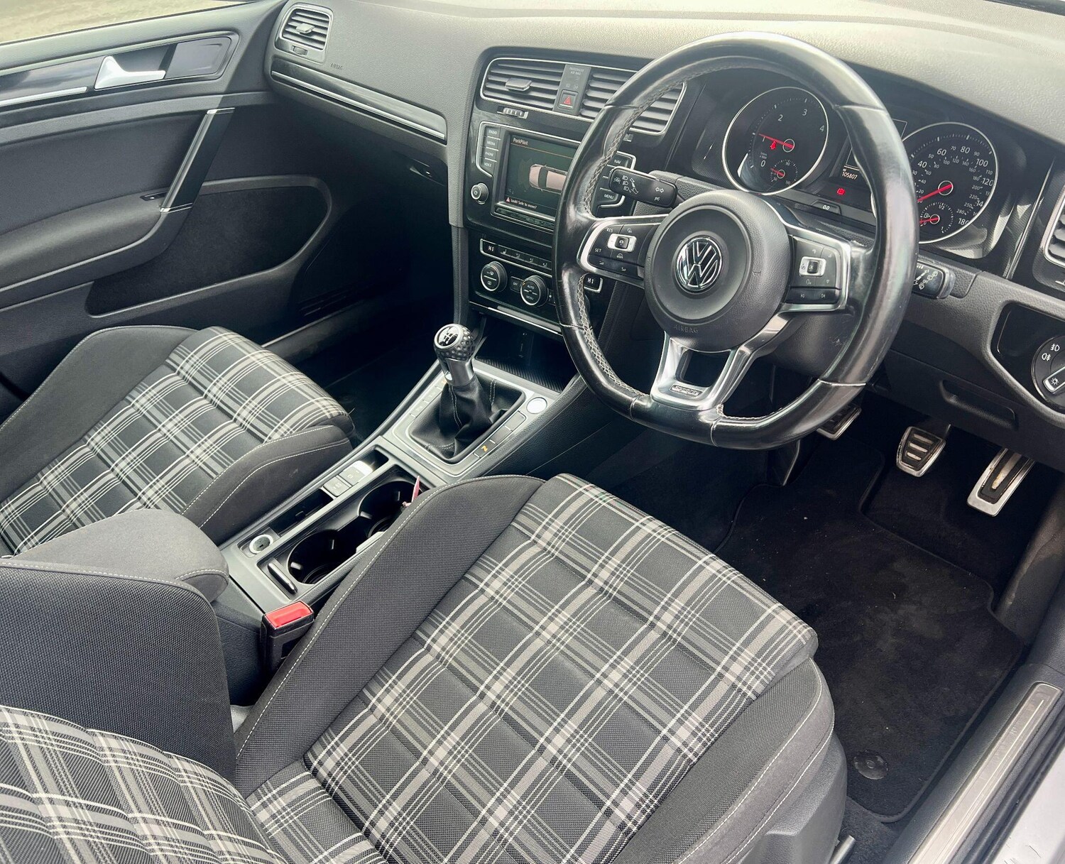 Used Volkswagen Golf 2015 for sale - 77575256: Photo 15