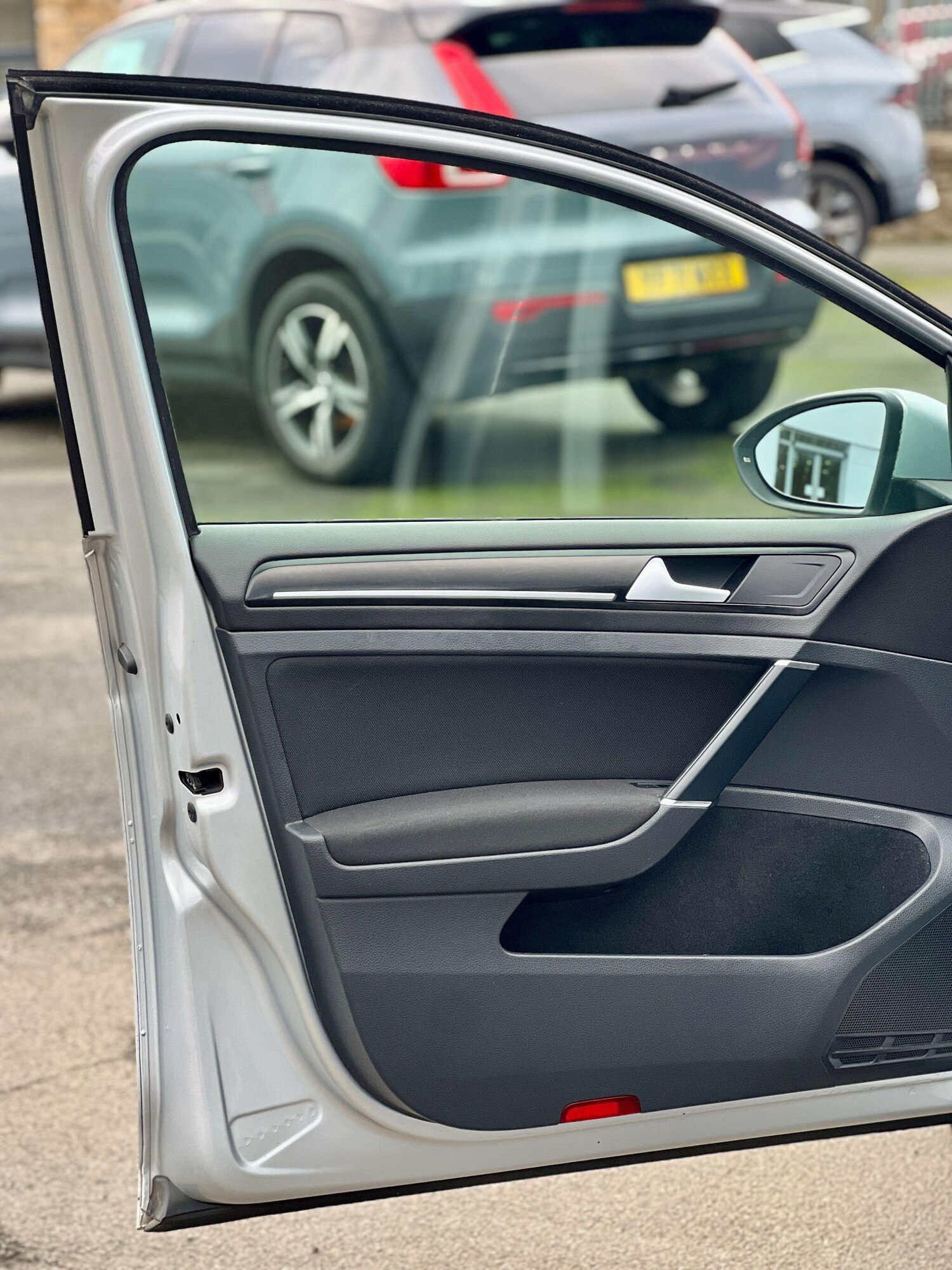 Used Volkswagen Golf 2015 for sale - 77575256: Photo 25