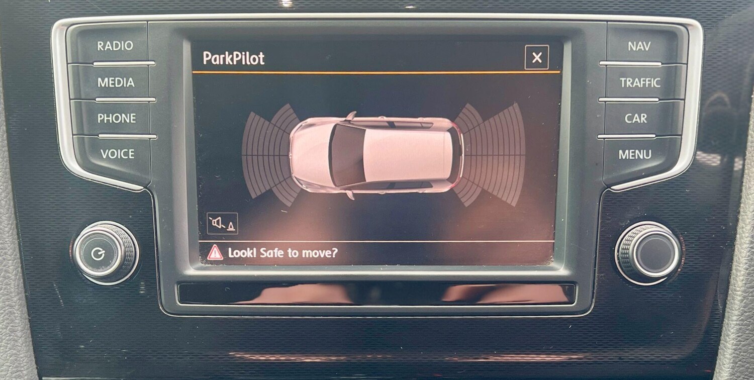 Used Volkswagen Golf 2015 for sale - 77575256: Photo 32