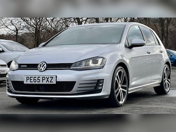 Used Volkswagen Golf 2015 for sale - 77575256: Photo