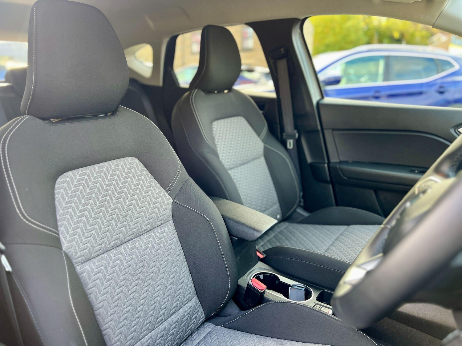 Used Renault Captur 2022 for sale - 77290939: Photo 16