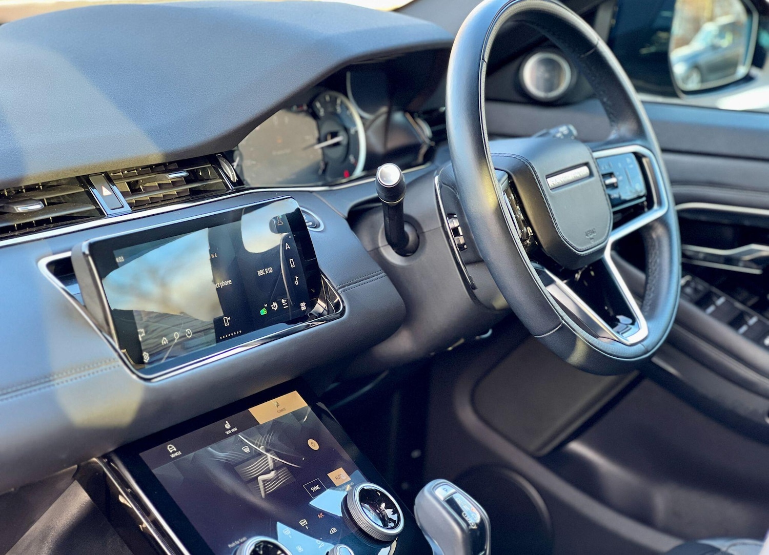 Used Land Rover Range Rover Evoque 2022 for sale - 77175596: Photo 11