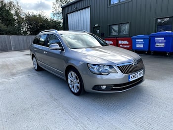 Used Skoda Superb 2013 for sale - 79819027: Photo