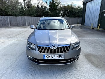 Used Skoda Superb 2013 for sale - 79819027: Photo