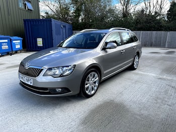 Used Skoda Superb 2013 for sale - 79819027: Photo