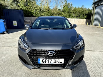 Used Hyundai i40 2017 for sale - 79043048: Photo