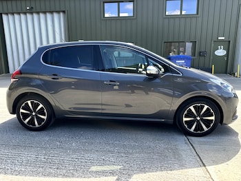 Used Peugeot 208 2018 for sale - 78575314: Photo