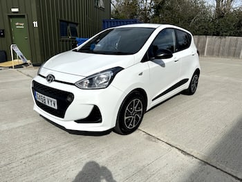 Used Hyundai i10 2018 for sale - 79739348: Photo