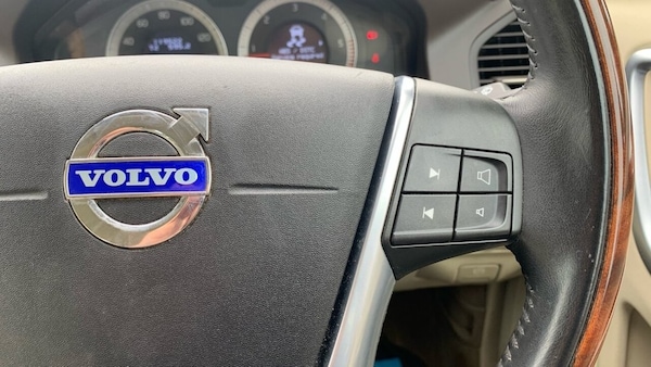 Used Volvo XC60 2009 for sale - 69700575: Photo 15