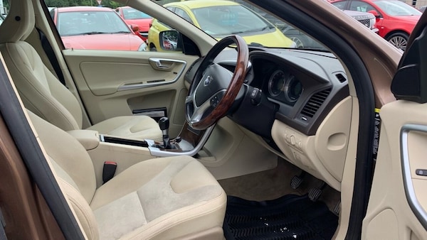 Used Volvo XC60 2009 for sale - 69700575: Photo 9